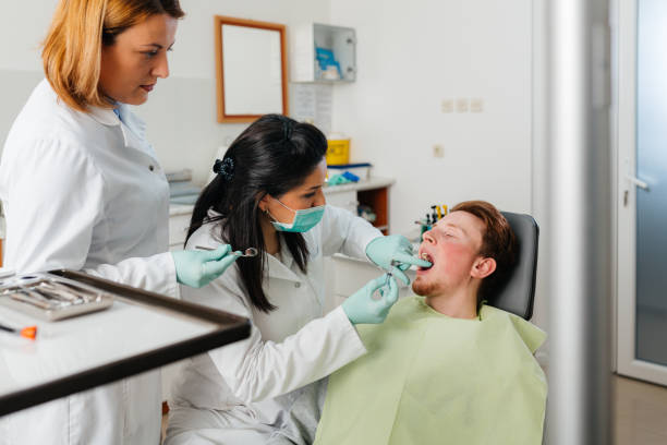 Best Weekend Emergency Dentist in Garden City, MO